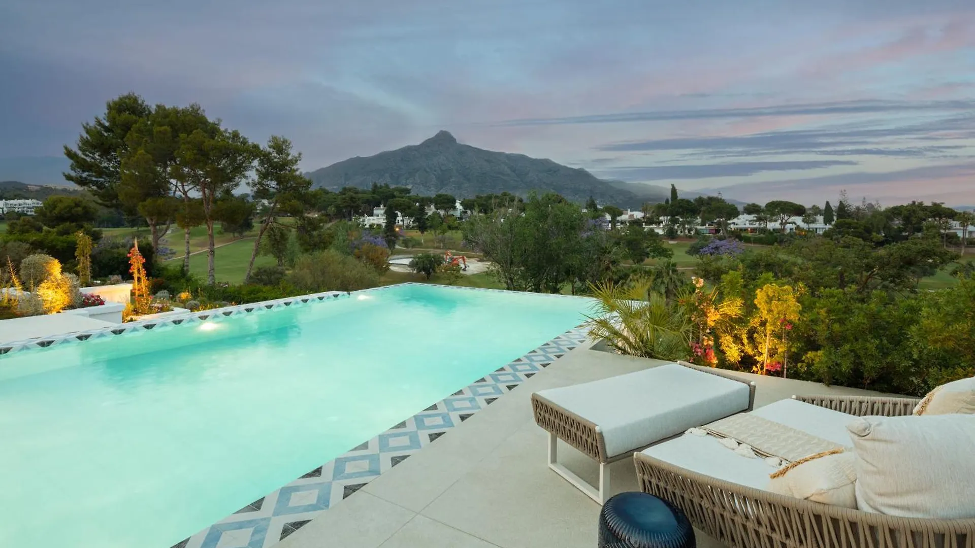 Villa Azur, Nueva Andalucia, Marbella