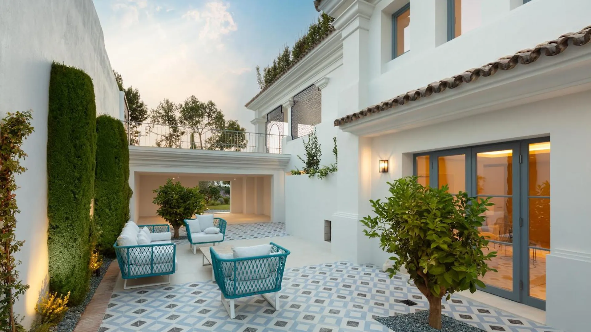 Villa Azur, Nueva Andalucia, Marbella