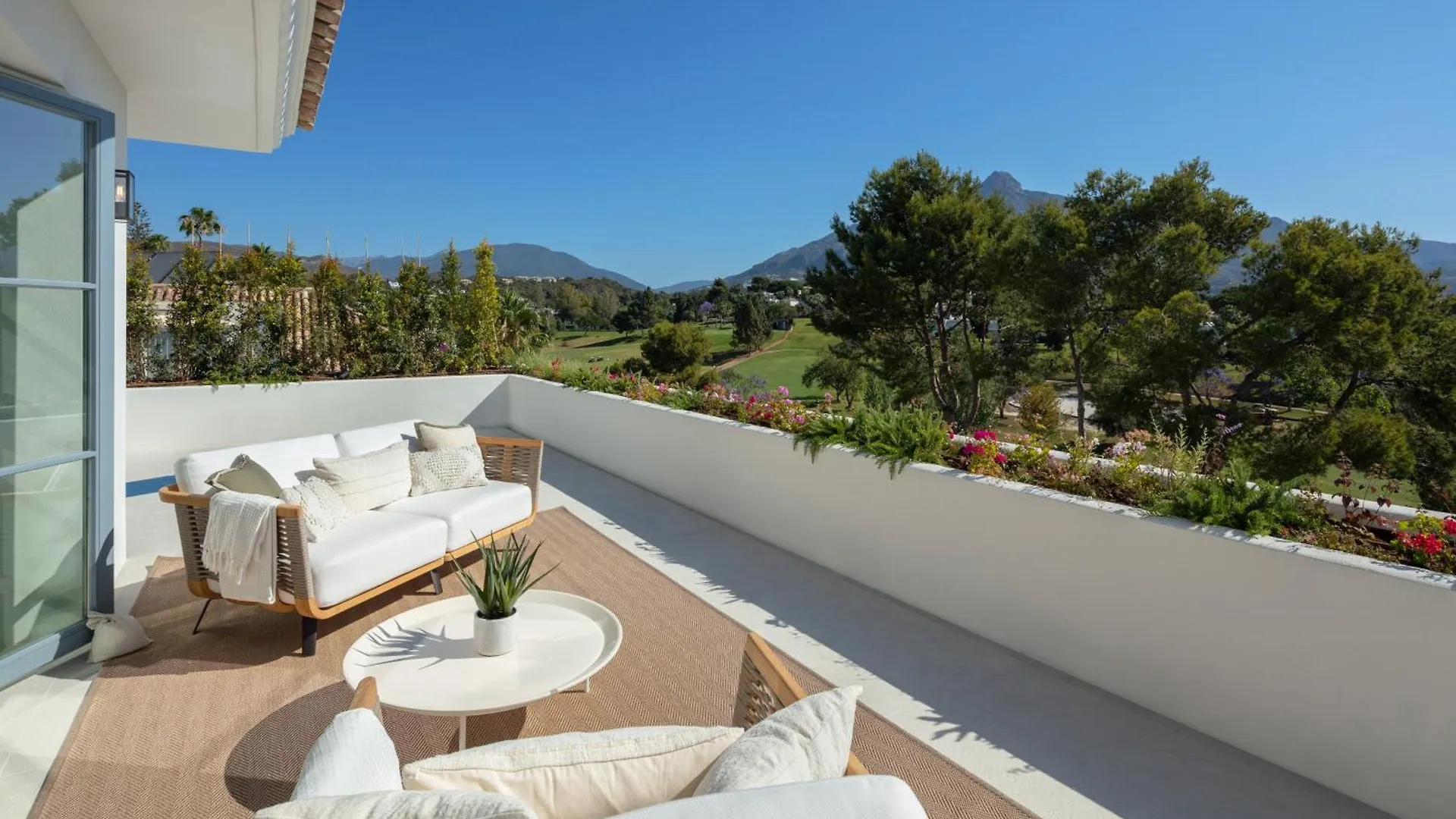 Villa Azur, Nueva Andalucia, Marbella Spain