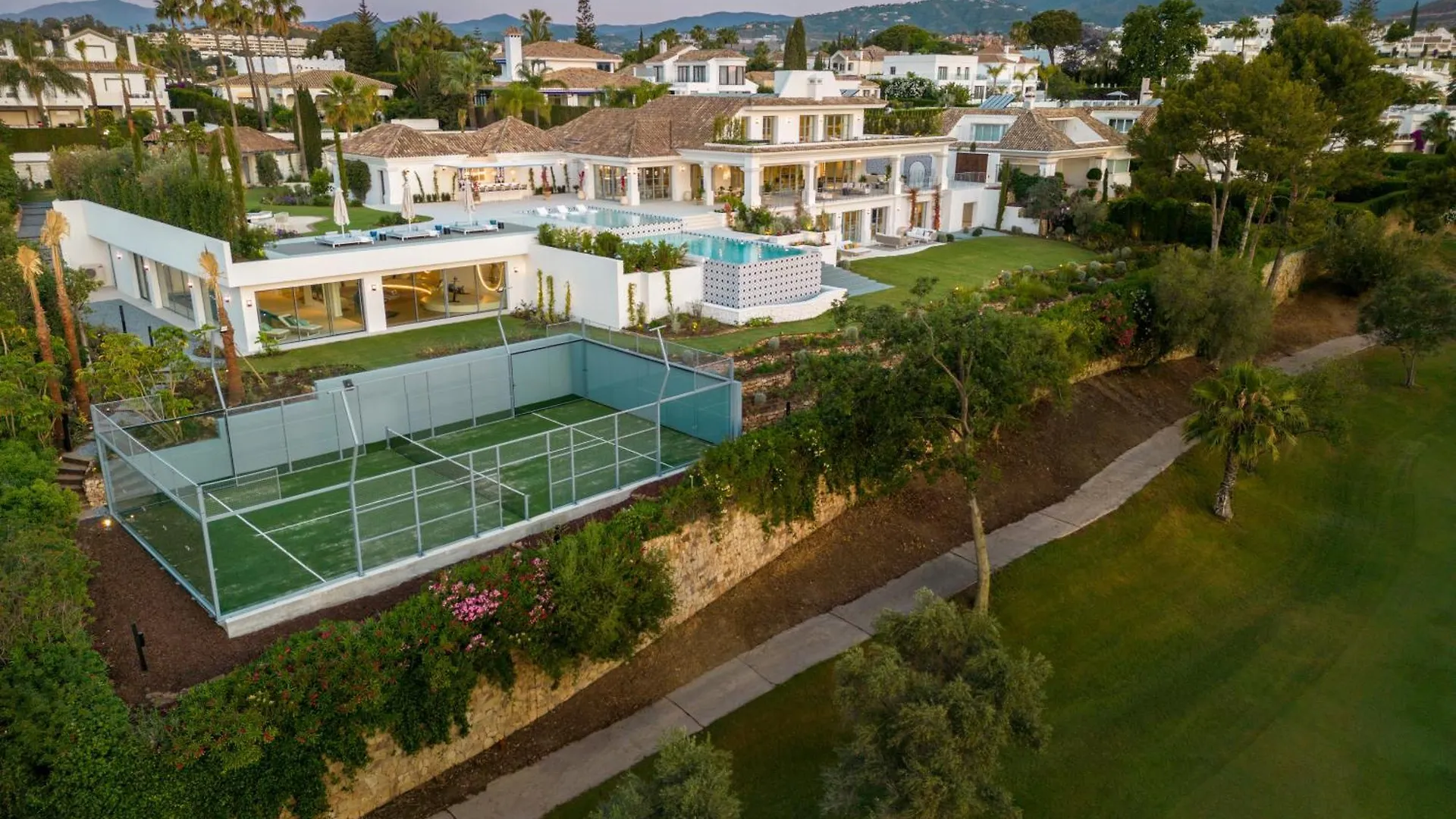Villa Azur, Nueva Andalucia, Marbella 0*,  Spain
