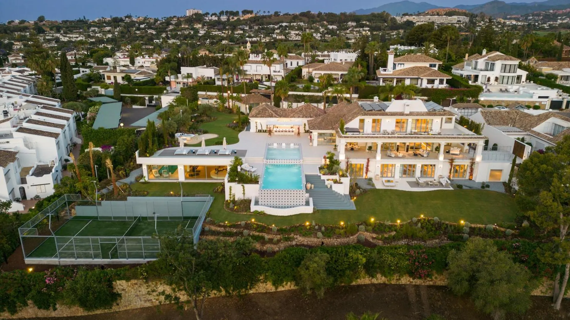 Villa Azur, Nueva Andalucia, Marbella