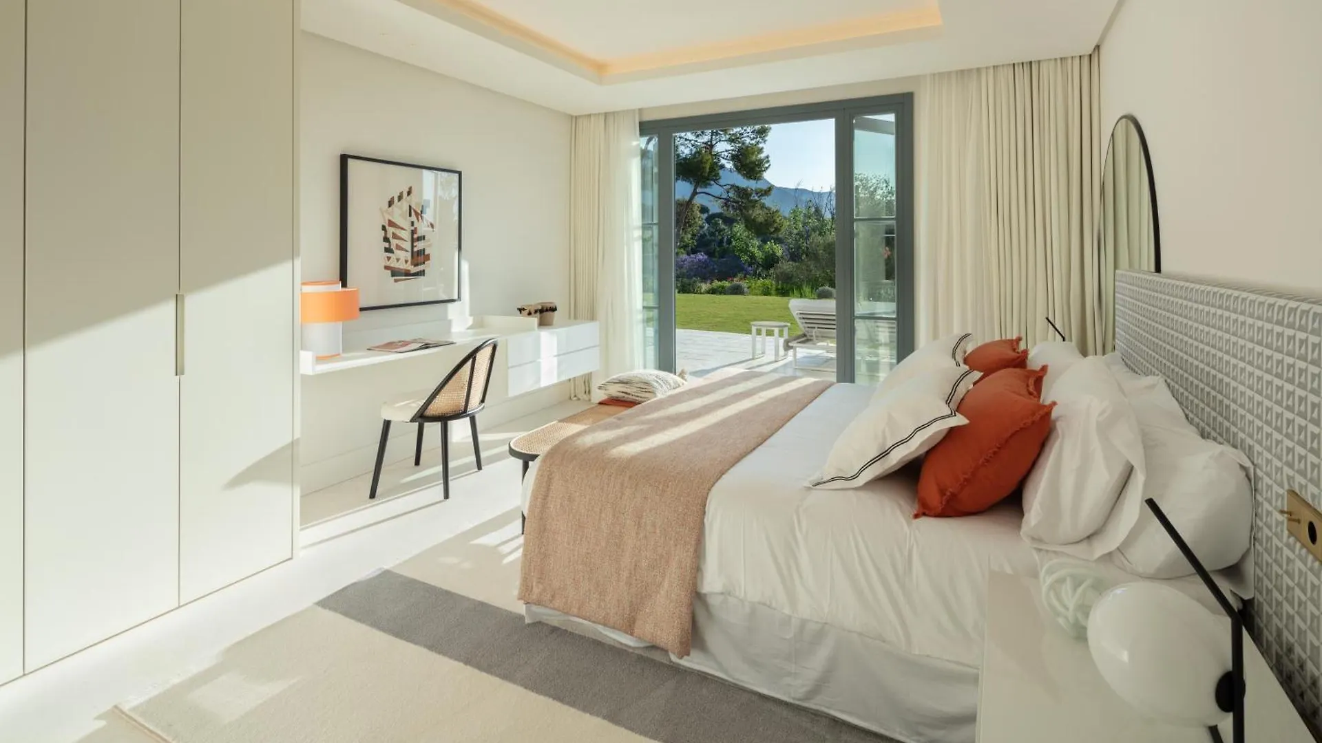 Villa Azur, Nueva Andalucia, Marbella 0*,  Španělsko