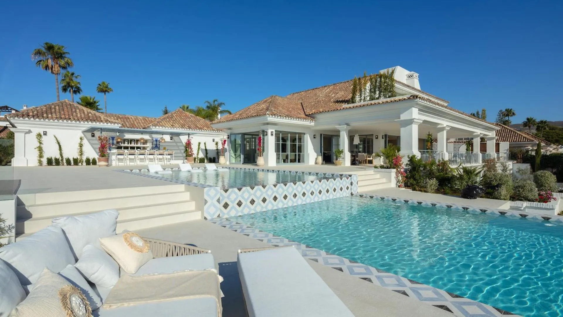 Villa Azur, Nueva Andalucia, Marbella 0*,
